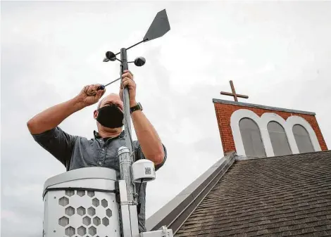  ?? Photos by Jon Shapley / Staff photograph­er ?? Corey Williams, research and policy director for Air Alliance Houston, said the TCEQ’s air monitoring network isn’t necessaril­y designed with public health in mind, which is why they sought to install the monitor near two schools.