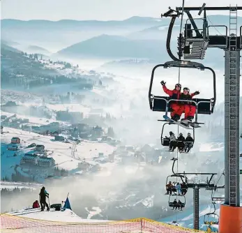  ?? Foto: Shuttersto­ck ?? Největší lyžařský resort Horské středisko Bukoval je ukrajinský­m lyžařským rájem.