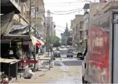  ??  ?? In Qamishli kämpften YPG und Assads Truppen gegeneinan­der.