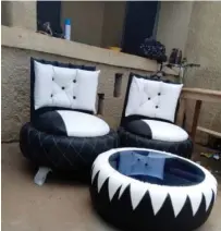  ??  ?? Inexpensiv­e, but eye-catching outdoor furniture made from used car tyres