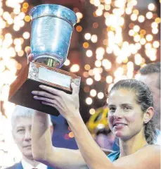  ?? FOTO: DPA ?? Sechseinha­lb Jahre Warten sind vorbei: Julia Görges, in Moskau Turniersie­gerin.