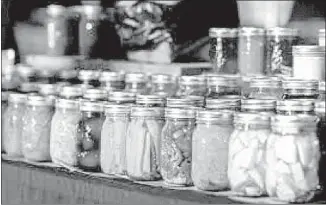  ?? Courtesy photo ?? Wholesome foods packed in glass canning jars are a treat to the eyes as well as to the taste buds.