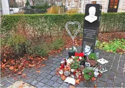  ??  ?? A memorial for Elvis Presley is seen in Bad Nauheim, western Germany.