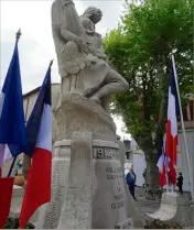  ??  ?? Un dépôts de gerbe aura lieu à  heures au monument aux Morts de Vallauris à l’issue de la séance du conseil municipal au Minotaure. (Photo Ph. D.)