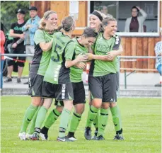  ?? FOTO: NO ?? Fünfter Sieg im fünften Spiel: Für Granheims Landesliga-Fußballeri­nnen gab es erneut Grund zum Jubel.