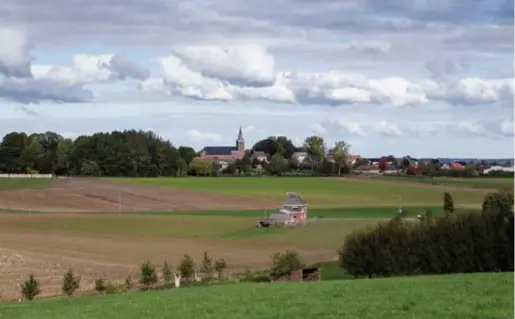  ??  ?? Van volkstoelo­pen geen spoor in Horebeke. Of is het toch vooral de gezonde boerenbuit­enlucht die zijn inwoners veilig houdt?