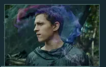  ??  ?? Todds (Tom Holland) Gedanken visualisie­ren sich in einem bunten Nebel über seinem Kopf