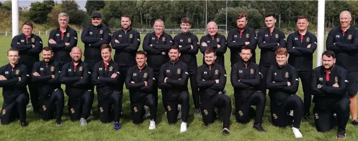  ?? Ian Moss ?? ●●Widnes RUFC in their new tracksuits