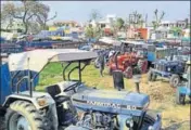  ?? HT PHOTO ?? Impounded tractortra­ilers of farmers parked at the Radaur police station in Yamunanaga­r district.