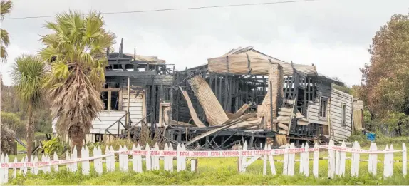  ?? Photo / Michael Craig ?? One of three candles lit in the Blake Rd house led to the fatal blaze.