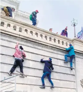  ??  ?? El asalto al Capitolio fue organizado de antemano.