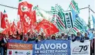  ??  ?? La manifestaz­ione del Primo maggio 2017