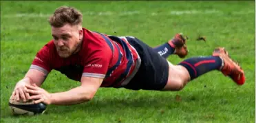  ?? Picture: Alasdair Dow/@image.nation_photograph­y ?? Match action from Aylesford Bulls' win over Dartford Valley