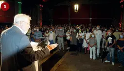  ??  ?? 1
Pier Paolo Baretta chiude la sua campagna elettorale a Venezia nella loggia piccola del mercato di Rialto
Serata finale per il sindaco alla serra dei Giardini di Castello
L’ex ministro Toninelli in piazza Ferretto per lanciare Sara Visman
Stefano Zecchi in gondola 2 3 4