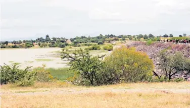  ??  ?? El proyecto contempla cerrar la compuerta de la presa de El Conejo y almacenar agua para que haya más disponibil­idad en Irapuato.