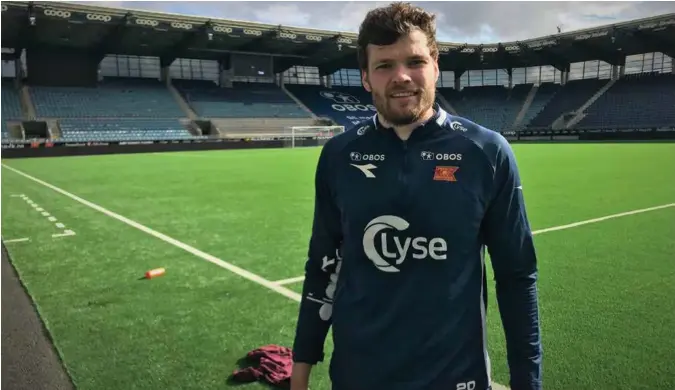  ?? KJETIL FLYGIND ?? Tore André Skimmeland Aasheim etter trening på Viking stadion i går. Nå fortsetter han karrieren i Jerv.