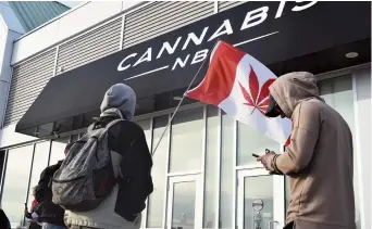  ??  ?? Cannabis NB n’a pas voulu préciser dans quels magasins les mises à pied ont eu lieu. - Archives