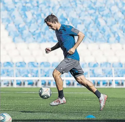  ?? FOTO: UNCITI ?? Nacho Monreal debuta hoy con la Real en uno de los partidos más emotivos y especiales de los últimos años en el nuevo Anoeta