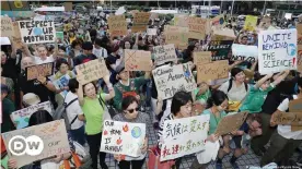  ??  ?? Demonstrat­ion japanische­r Klimaaktiv­isten im September 2019