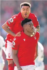  ?? ?? Awoniyi celebrates with Lingard