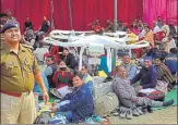  ?? SHEERAZ RIZVI/HT PHOTO ?? Security personnel at the drone handling training ahead of second phase polling in Allahabad on Saturday.