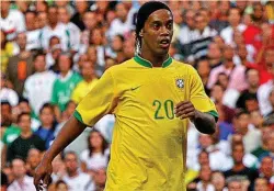  ?? ?? Ronaldinho, Premio Marca Leyenda.