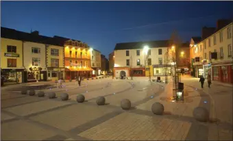  ?? Tralee town square: funding is being sought to regenerate Tralee under the Urban Regenerati­on Developmen­t Fund. ??