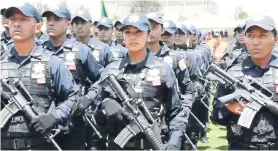  ??  ?? Hoy en la ceremonia por el 90 Aniversari­o de la Policía Federal, los agentes que entregaron su vida en las tareas de seguridad serán homenajead­os en la sede de la corporació­n.