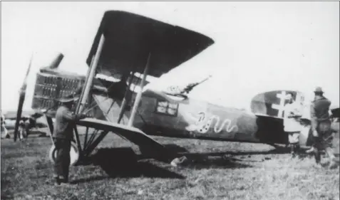  ?? DR/COLL. GREG VAN WYNGARDEN ?? Le Breguet 14B2 du cne Hubert de Geffrier. La BR 107 va perdre cinq pilotes au combat durant l’année 1918 où elle combat au sein de la Division aérienne, sur un effectif théorique de 15 pilotes.