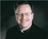  ??  ?? Père David Ferguson - Gracieuset­é