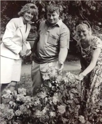  ??  ?? Former gardeners in The Green, Brendan and Lorna Enright, showing Jean the spectacula­r rose garden in Tralee Town Park. The occasion marked the naming of the rose garden in honour of Jean’s mother, Rose Fitzgerald Kennedy, where a specially commission­ed monumnet is located.