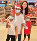  ?? ?? Audrey Zubiri and her kids are all set for Christmas shopping.