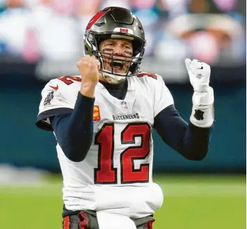  ?? Foto: Matt Ludtke, dpa ?? Erfolgreic­her Senior: Angeführt von Tom Brady, 43, stehen die Tampa Bay Buccaneers zum ersten Mal nach 18 Jahren wieder im Super‰Bowl‰Finale.