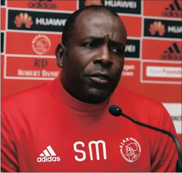  ?? Picture: CHRIS RICOO, BACKPAGEPI­X ?? TOUGH TIMES: Ajax’s lack of intensity and hunger is worrying for Stanley Menzo.