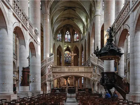  ?? Joann Pai / New York Times ?? The Notre Dame choirs have been performing at St.-étienne-du-mont, above. Its 17th-century organ is considered one of the finest in Paris.