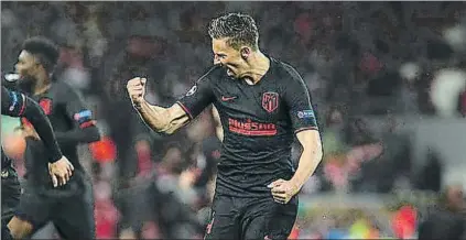  ?? FOTO: ATLÉTICO ?? Marcos Llorente, delantero del Atlético de Madrid, celebrando uno de los goles que logró en Anfield Road