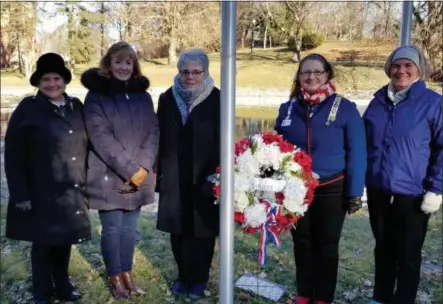  ?? PROVIDED PHOTOS ?? DAR members held a ceremony on Friday to remember the Dec. 7, 1941Japane­se attack on Pearl Harbor. From left to right are Chaplain Kathleen Hurley, Secretary Diane Russell, Treasurer Tamaris Dolton, Regent Heather Mabee and Saratoga Springs Mayor Meg Kelly.