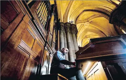  ?? ÀLEX GARCIA ?? Juan de la Rubia a la presentaci­ó de l’orgue restaurat Cavaillé-Coll a la cripta de la Sagrada Família