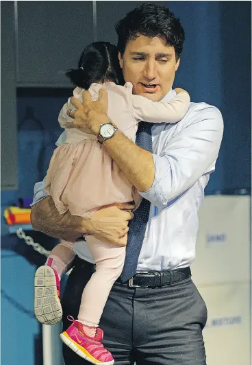  ?? LARRY WONG / POSTMEDIA NEWS ?? The introducti­on of the child benefit program by Prime Minister Justin Trudeau and the Liberal government has proven to be a benefit to cash-strapped working families.