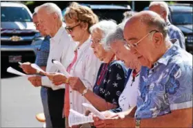  ?? MARIAN DENNIS – DIGITAL FIRST MEDIA ?? Residents at Keystone Villa in Douglassvi­lle sang along to “You’re a Grand Old Flag” Thursday as the celebrated Flag Day.