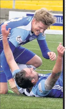  ??  ?? LATE SHOW Peterhead’s Stevenson celebrates his winner