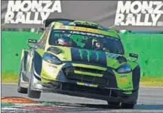  ??  ?? TERRITORIO ROSSI. Valentino logró su séptima victoria en Monza.