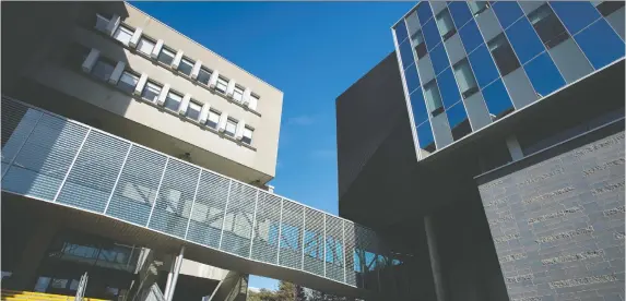  ?? PETER J. THOMPSON ?? Some executives are worried Canada is falling behind in the quantum race. The University of British Columbia, Université de Sherbrooke and University of Waterloo, whose quantum centre is pictured at right, are calling on the feds to provide $460 million over five years for measures such as research projects, skills training and business-support programs.