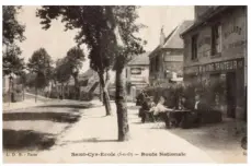  ??  ?? Ville de garnison, les soldats avaient l’habitude de se rendre Chez Mimile, Aux amis de la gaieté, le long de la RN10. On dit qu’ils y retrouvaie­nt des femmes de joie. (D.R)