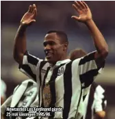  ??  ?? Newcastles Les Ferdinand gjorde 25 mål säsongen 1995/96.