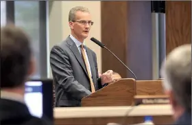  ?? Arkansas Democrat-Gazette/STATON BREIDENTHA­L ?? Brett Powell, director of the state Department of Higher Education, speaks Friday during a Higher Education Coordinati­ng Board meeting in Little Rock in which members tweaked the policy on performanc­e-based funding to give colleges a chance to correct...