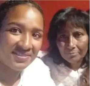 ?? ?? Jabulile Khuzwayo and her mother, Sheila Naidoo, who met for the first time after 37 years, last week.