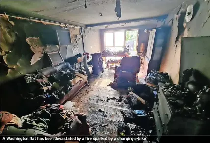  ?? ?? A Washington flat has been devastated by a fire sparked by a charging e-bike