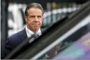  ?? SETH WENIG — THE ASSOCIATED PRESS FILE ?? New York Gov. Andrew Cuomo prepares to board a helicopter after announcing his resignatio­n on Aug. 10, 2021, in New York.