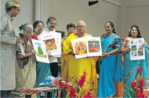  ?? Photo: Nicolette Chambers ?? The Indian High Commission­er to Fiji, Padmaja, (third from left) while launching the 20 Hindi books at the Fiji National University, Natabua Campus in Lautoka on August 8, 2020.